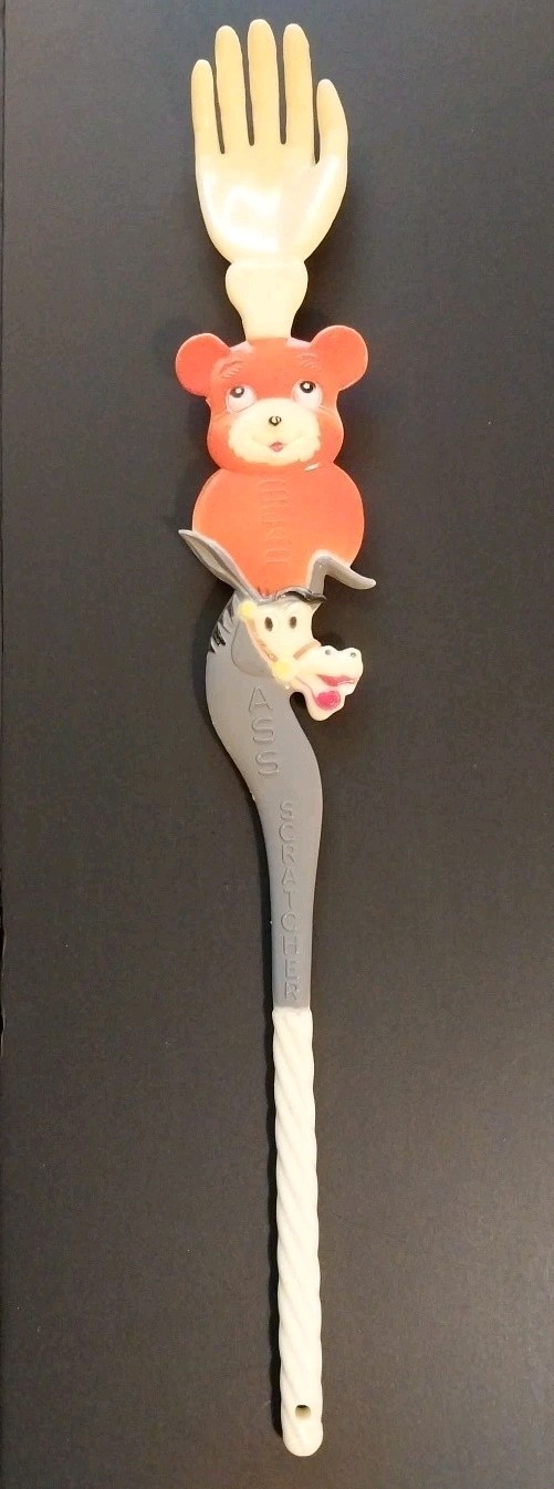 Vintage 1970s Bear Ass Back Scratcher Novelty Gag Gift Spencer Gifts Hong Kong Vintage 1970s Bear Ass Back Scratcher Novelty Gag Gift Spencer Gifts Hong Kong