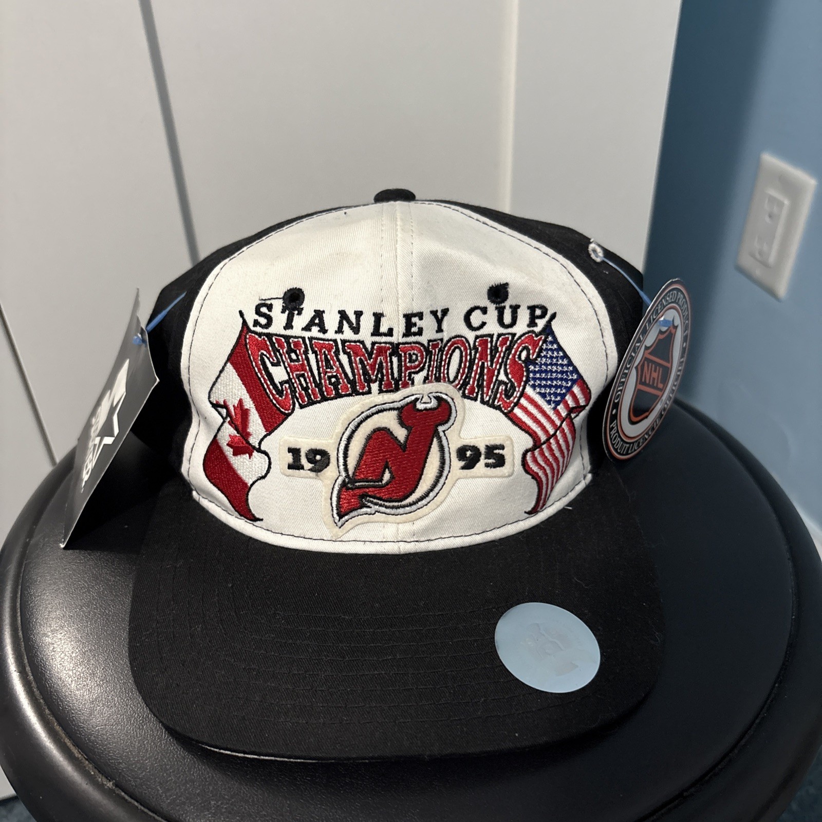 VTG 1995 Stanley Cup Champions New Jersey Devils NHL Starter Snapback Hat New VTG 1995 Stanley Cup Champions New Jersey Devils NHL Starter Snapback Hat New