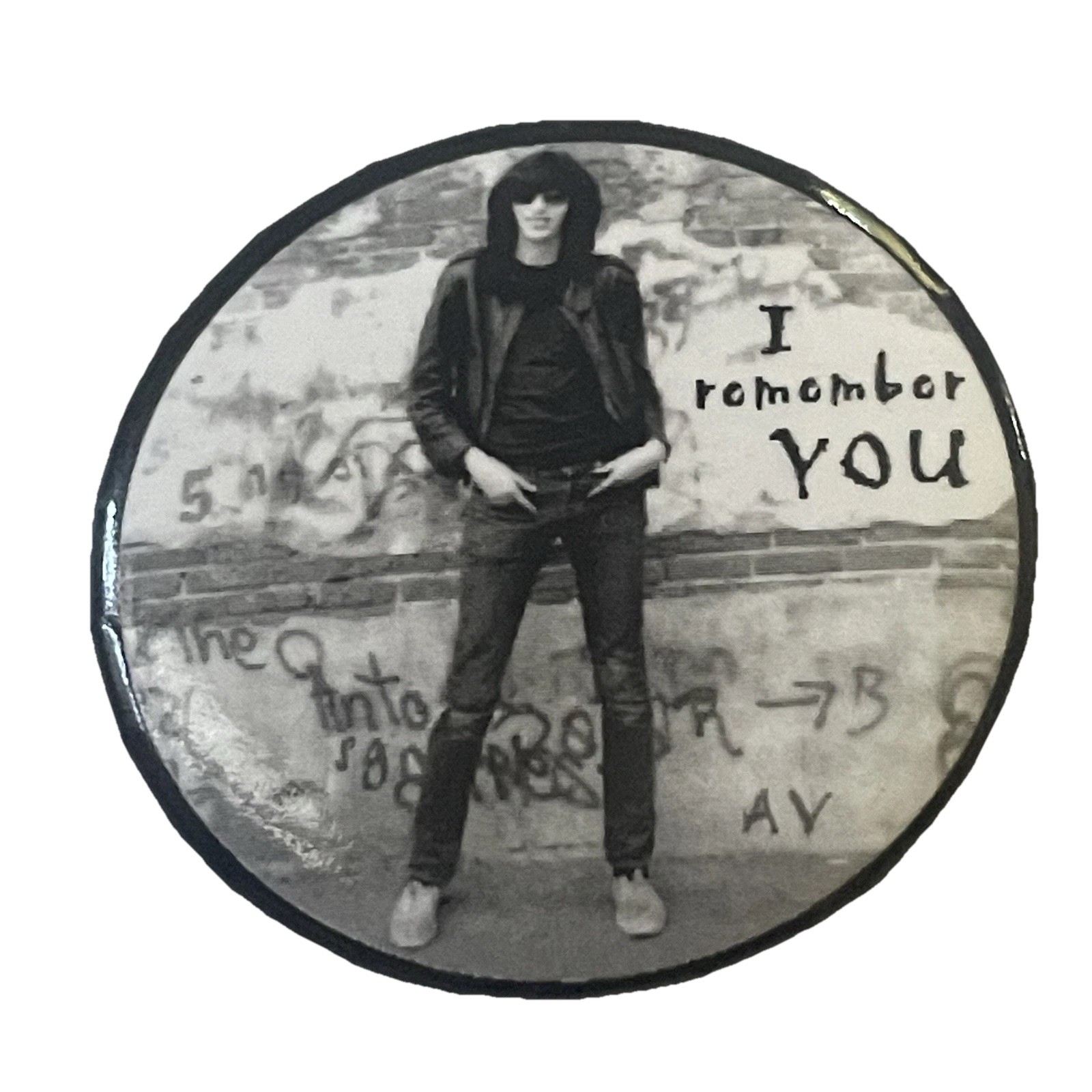 Vtg Ramones Pinback Button Joey Ramone 2001 Birthday Bash Arturo Vega Exclusive Vtg Ramones Pinback Button Joey Ramone 2001 Birthday Bash Arturo Vega Exclusive