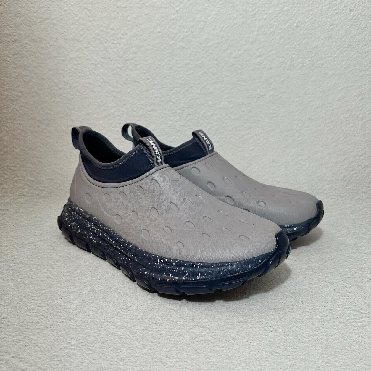 Kane Footwear Revive AC All-Conditions Recovery Slip-On Shoe Sz 10 Men’s Kane Footwear Revive AC All-Conditions Recovery Slip-On Shoe Sz 10 Men’s