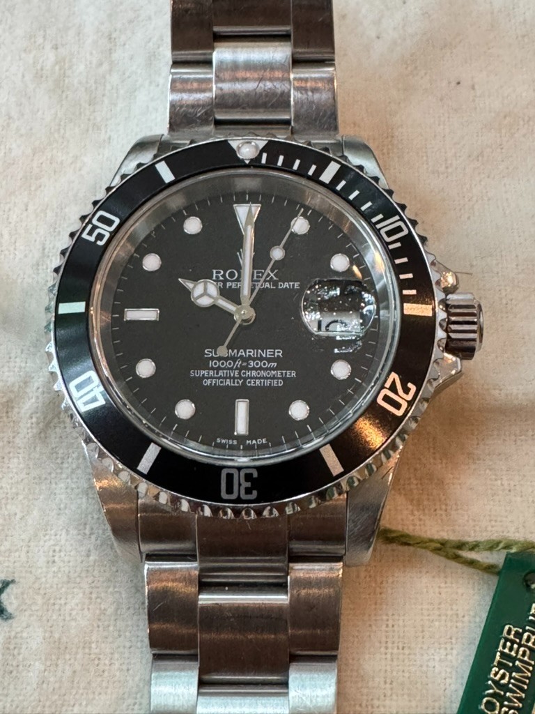 Rolex Submariner 16610 Silver Oyster Bracelet with Black Bezel