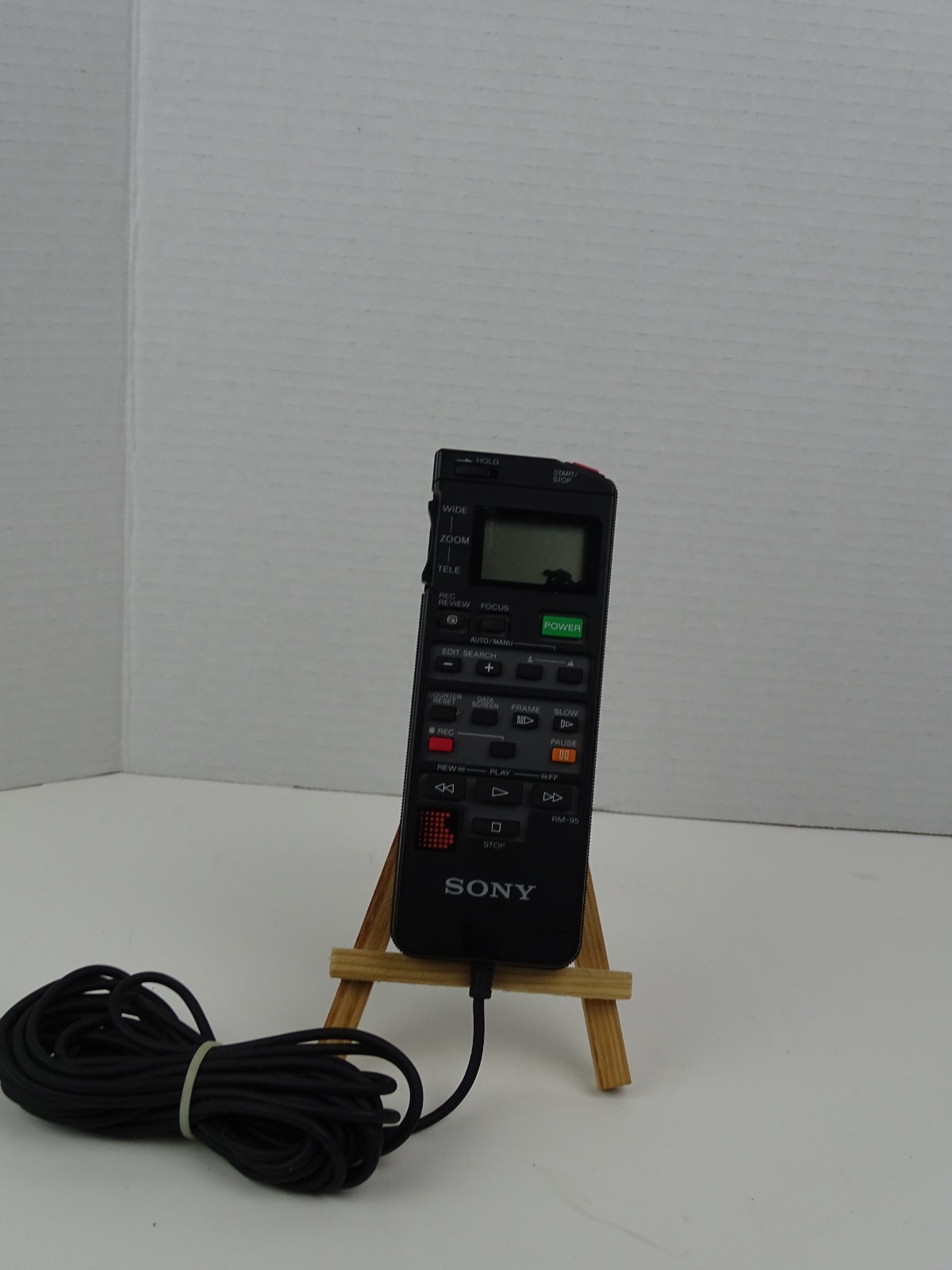 Sony RM-95 LANC Adjusting Remote Controller Commander Wired As Is Screen Damage Sony RM-95 LANC Adjusting Remote Controller Commander Wired As Is Screen Damage