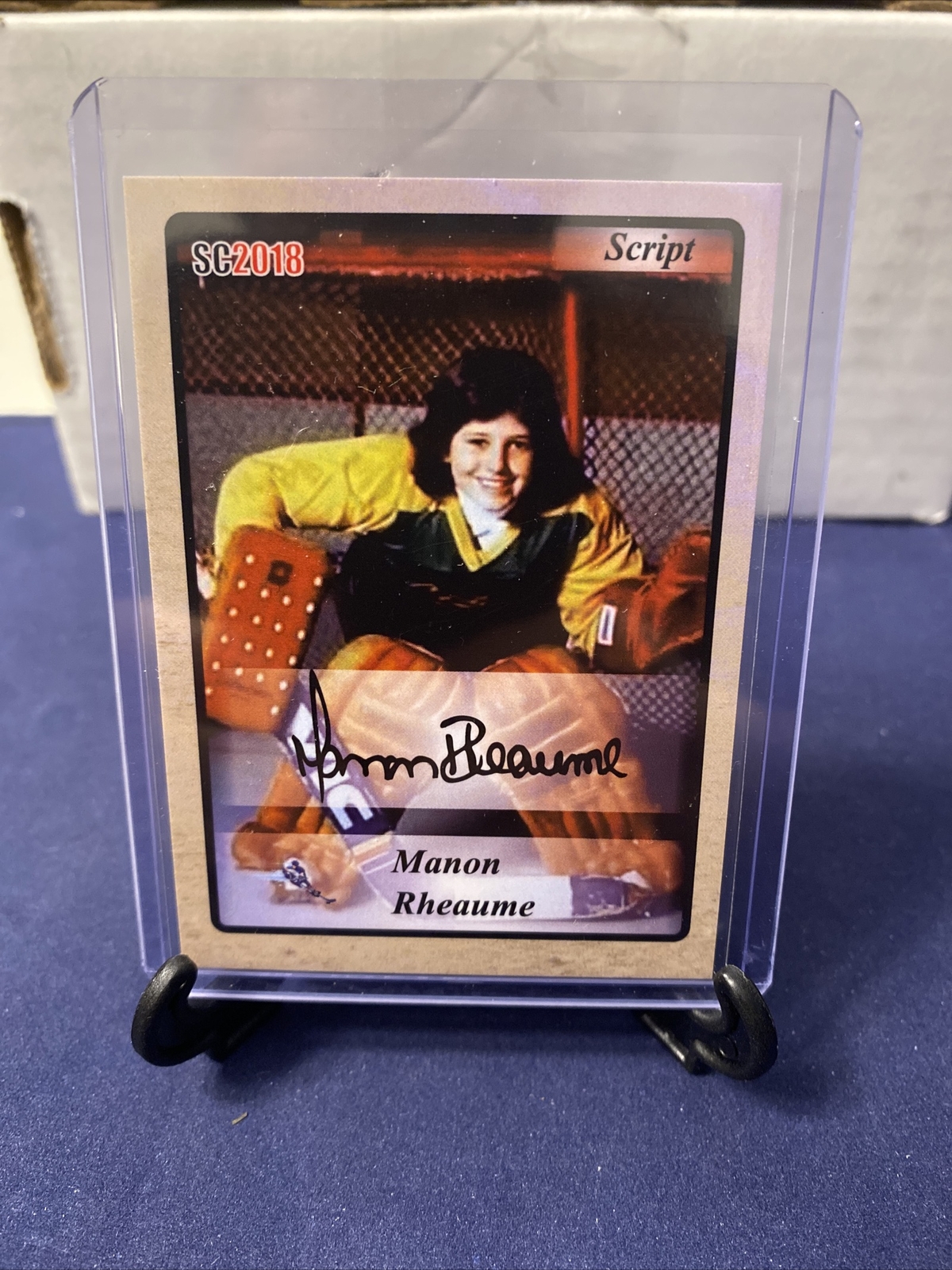 2017-18 SC2018 - 25s MANON RHEAUME GOLD FACSIMILE SCRIPT #D 20/50 Hockey - T03 2017-18 SC2018 - 25s MANON RHEAUME GOLD FACSIMILE SCRIPT #D 20/50 Hockey - T03
