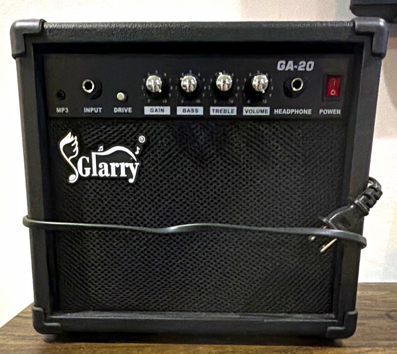 Glarry GA-20 20W Combo Solid State Amp 1-Ch 1-Spkr Electric Guitar Practice