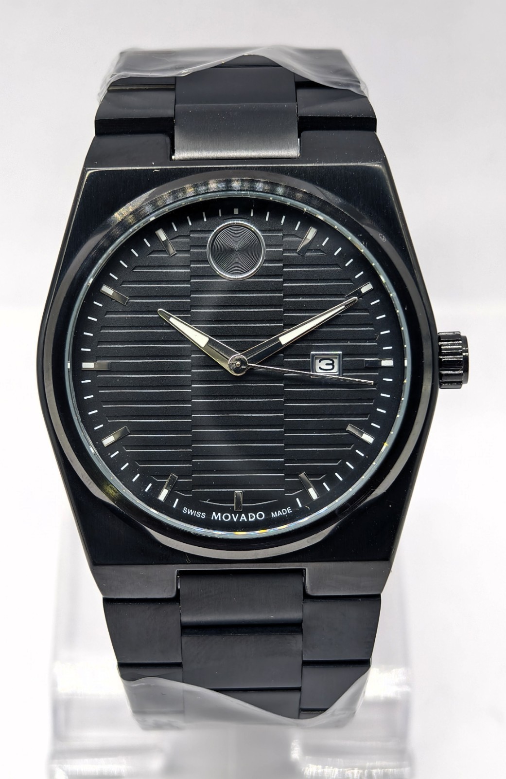 Amazing Movado Black Dial Date Indicator Quartz Analog Men's Wrist Watch