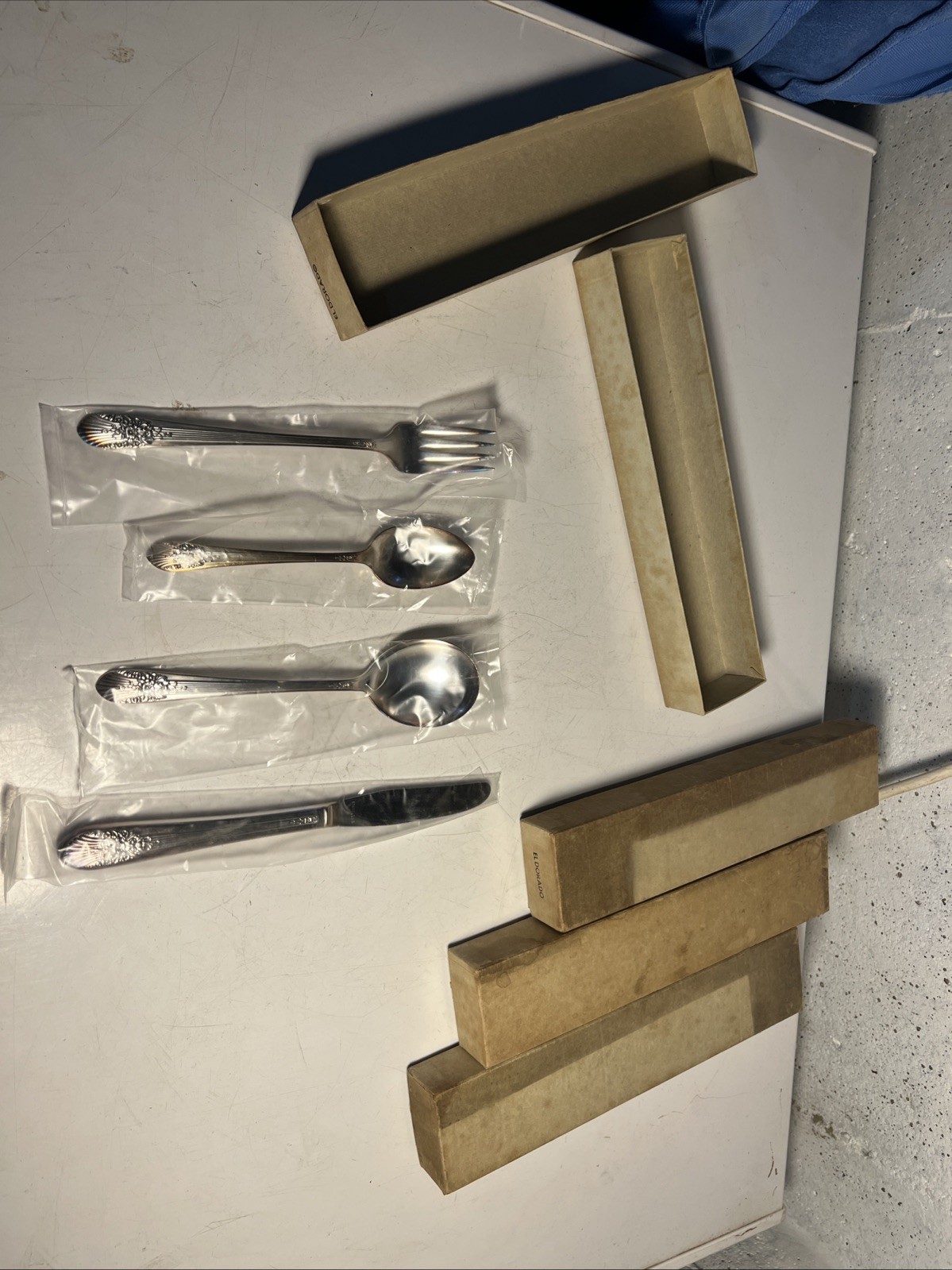 4 Vintage Oneida El Dorado Stainless Flatware 4 Pc Plate Sets New NIB Fork Spoon 4 Vintage Oneida El Dorado Stainless Flatware 4 Pc Plate Sets New NIB Fork Spoon