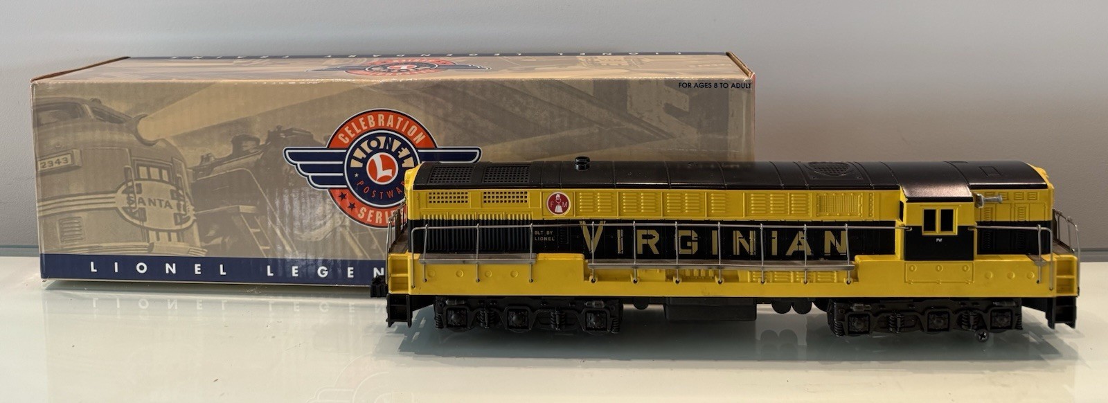 Lionel Trainmaster F. Morse Virginian 6-18327 Rail sounds With Original Box Lionel Trainmaster F. Morse Virginian 6-18327 Rail sounds With Original Box