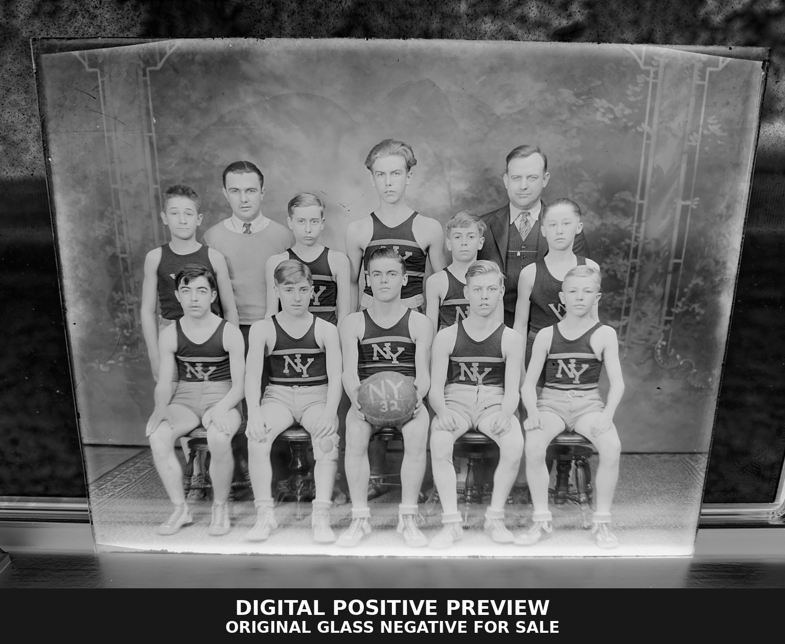 Antique 8x10 Glass Negative Basketball Team NY Uniforms 1932? Sports Antique 8x10 Glass Negative Basketball Team NY Uniforms 1932? Sports