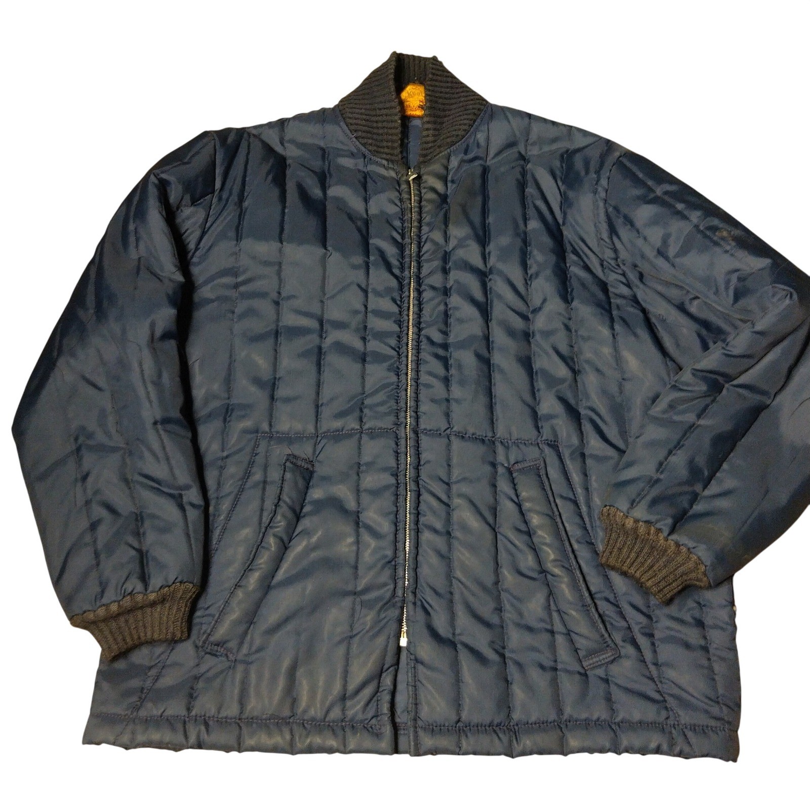Vintage Knapp Outerwear Quilted Chore Jacket Navy Blue Full Zip Workwear Size 46 Vintage Knapp Outerwear Quilted Chore Jacket Navy Blue Full Zip Workwear Size 46