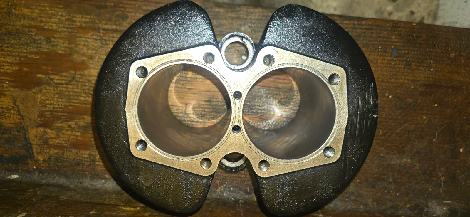 Triumph T140 T120 10 Stud Barrels Cylinders Aerco UK made .5mm over Triumph T140 T120 10 Stud Barrels Cylinders Aerco UK made .5mm over