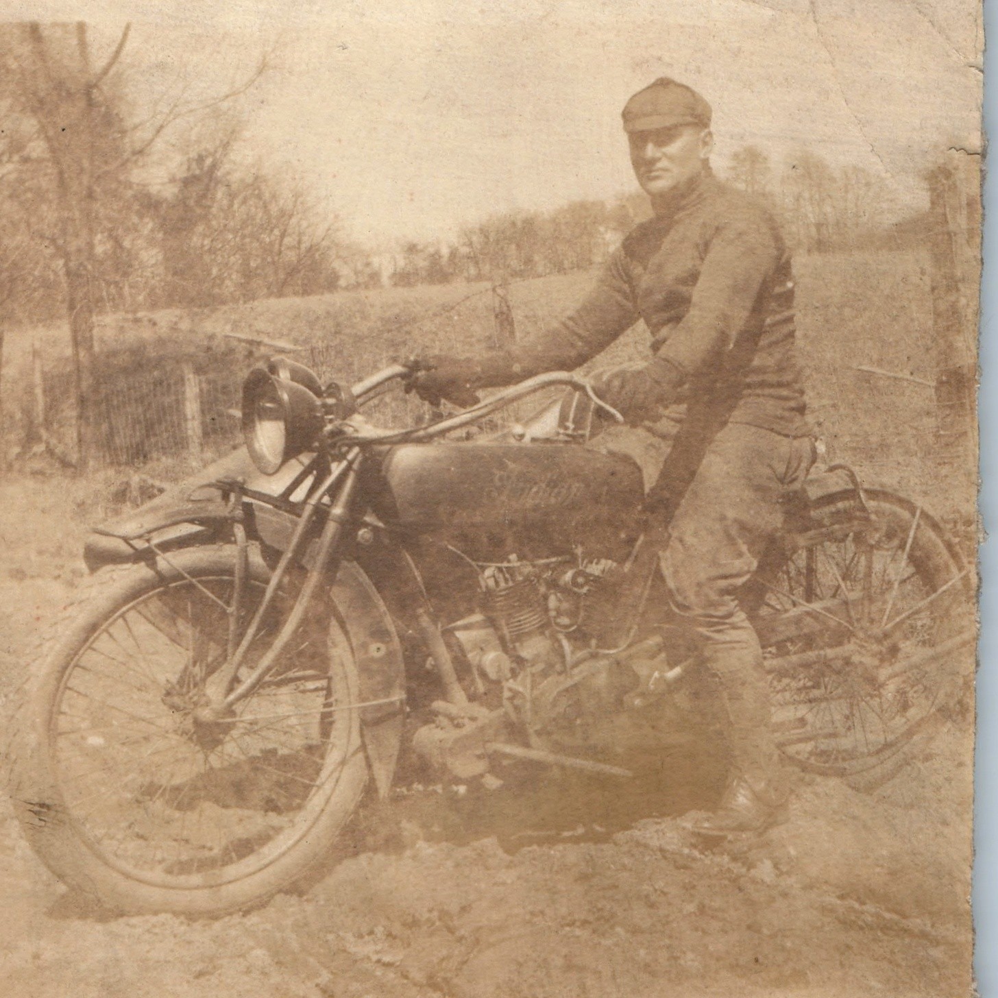 c1910s Indian Motorcycle Sidecar Man Mini 3\