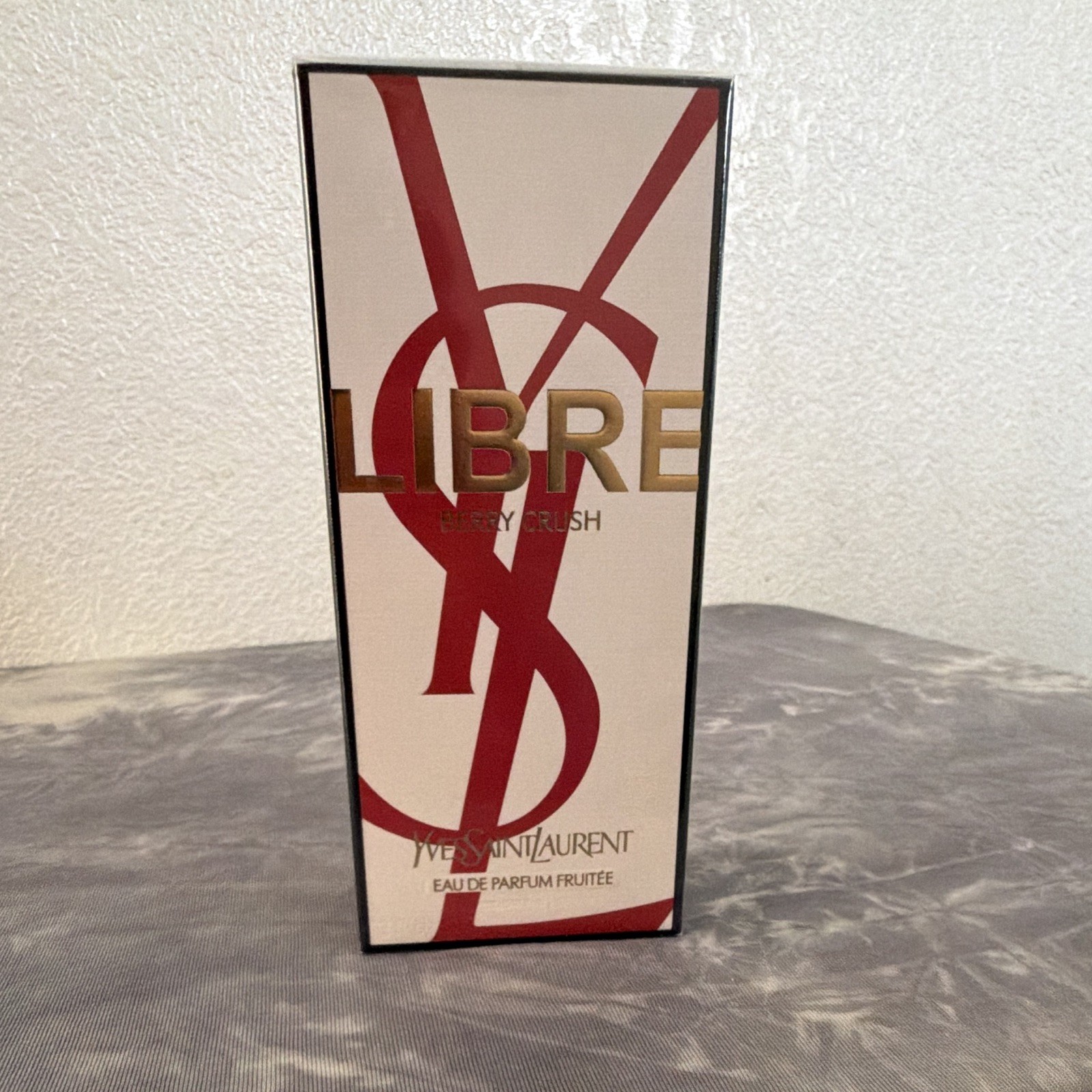 Yves Saint Laurent Libre Eau de Parfum Spray Fruity 3 fl oz / 90 ml Yves Saint Laurent Libre Eau de Parfum Spray Fruity 3 fl oz / 90 ml