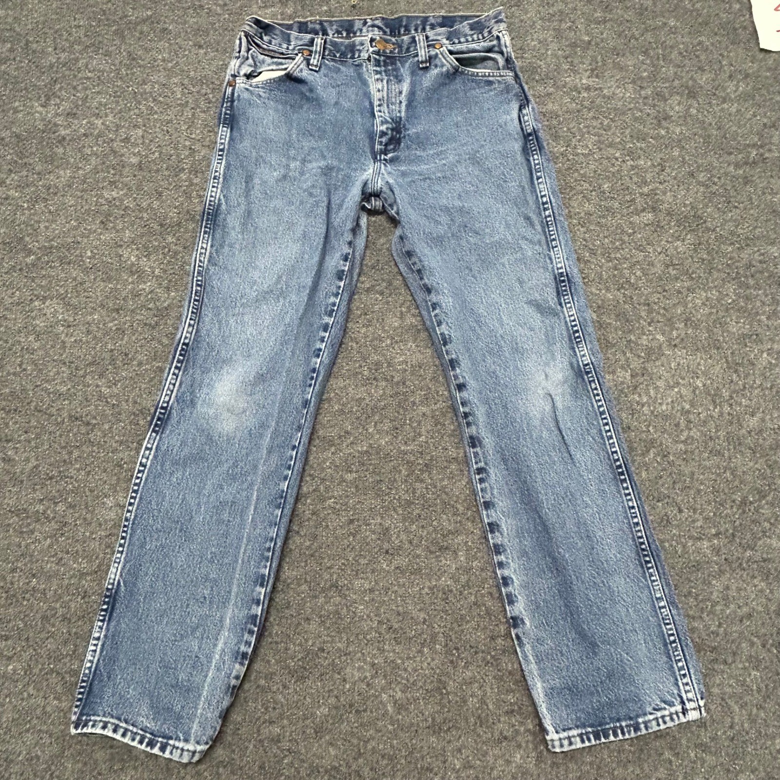 Wrangler Jeans Mens Size 32x30 Blue Cowboy Cut 13MWZGK Straight Leg Denim Wrangler Jeans Mens Size 32x30 Blue Cowboy Cut 13MWZGK Straight Leg Denim