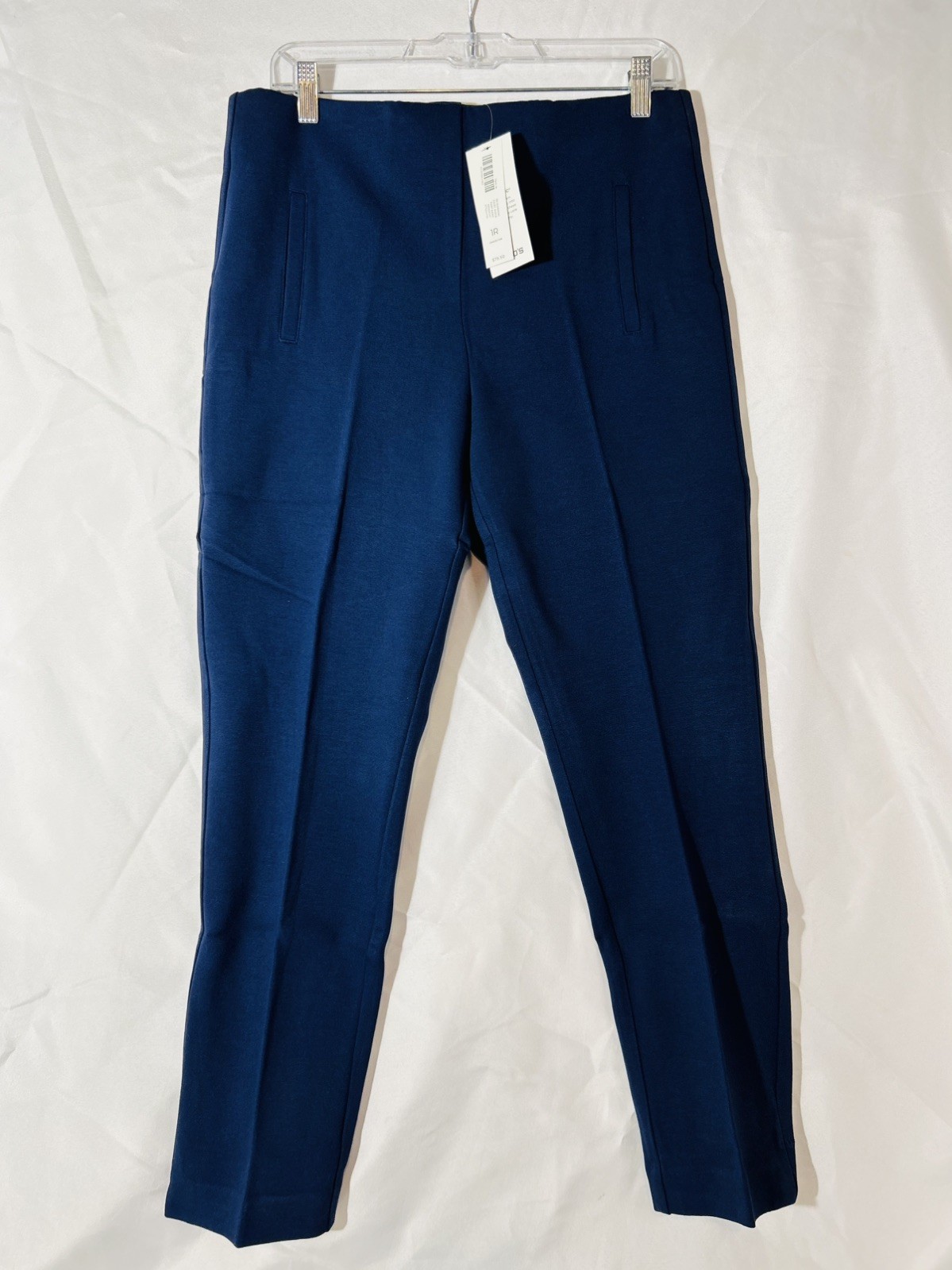 NWT CHICOS SO SLIMMING JULIET Side Vent Ankle Pants BLUE SZ 1R 8 $79.50 NWT CHICOS SO SLIMMING JULIET Side Vent Ankle Pants BLUE SZ 1R 8 $79.50