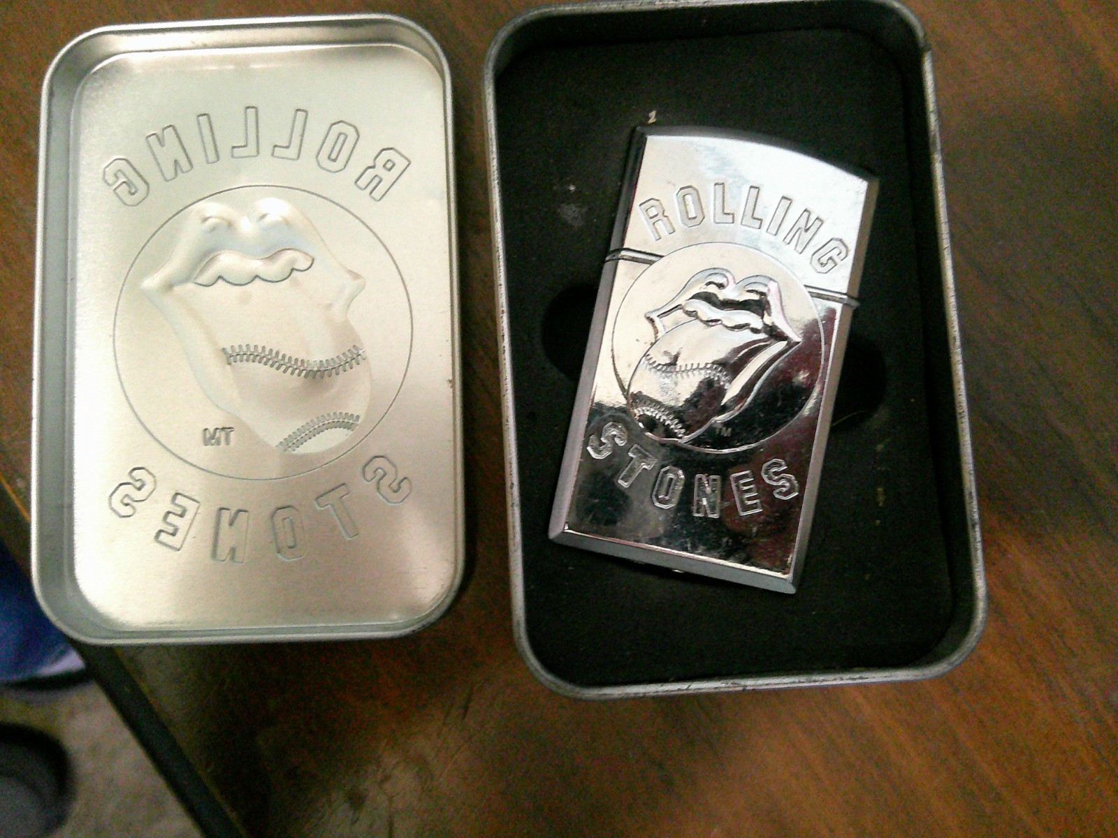 Rolling Stones Lighter/ Butane Rolling Stones Lighter/ Butane