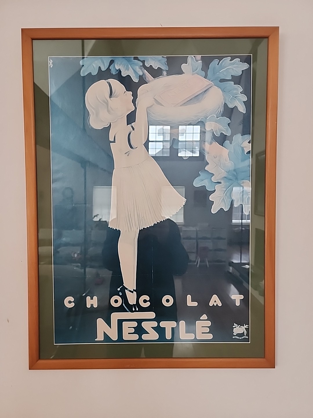 Nicely Framed NESTLE Chocolat LITHOGRAPHIC PRINT GIRL NEST, PAINTING Nicely Framed NESTLE Chocolat LITHOGRAPHIC PRINT GIRL NEST, PAINTING