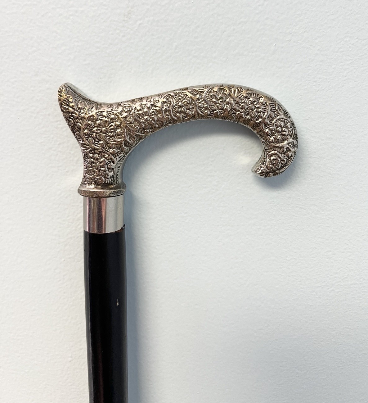 Vintage Ornate Silver Tone Handle Walking Cane Black Shaft Gentleman Dress Cane