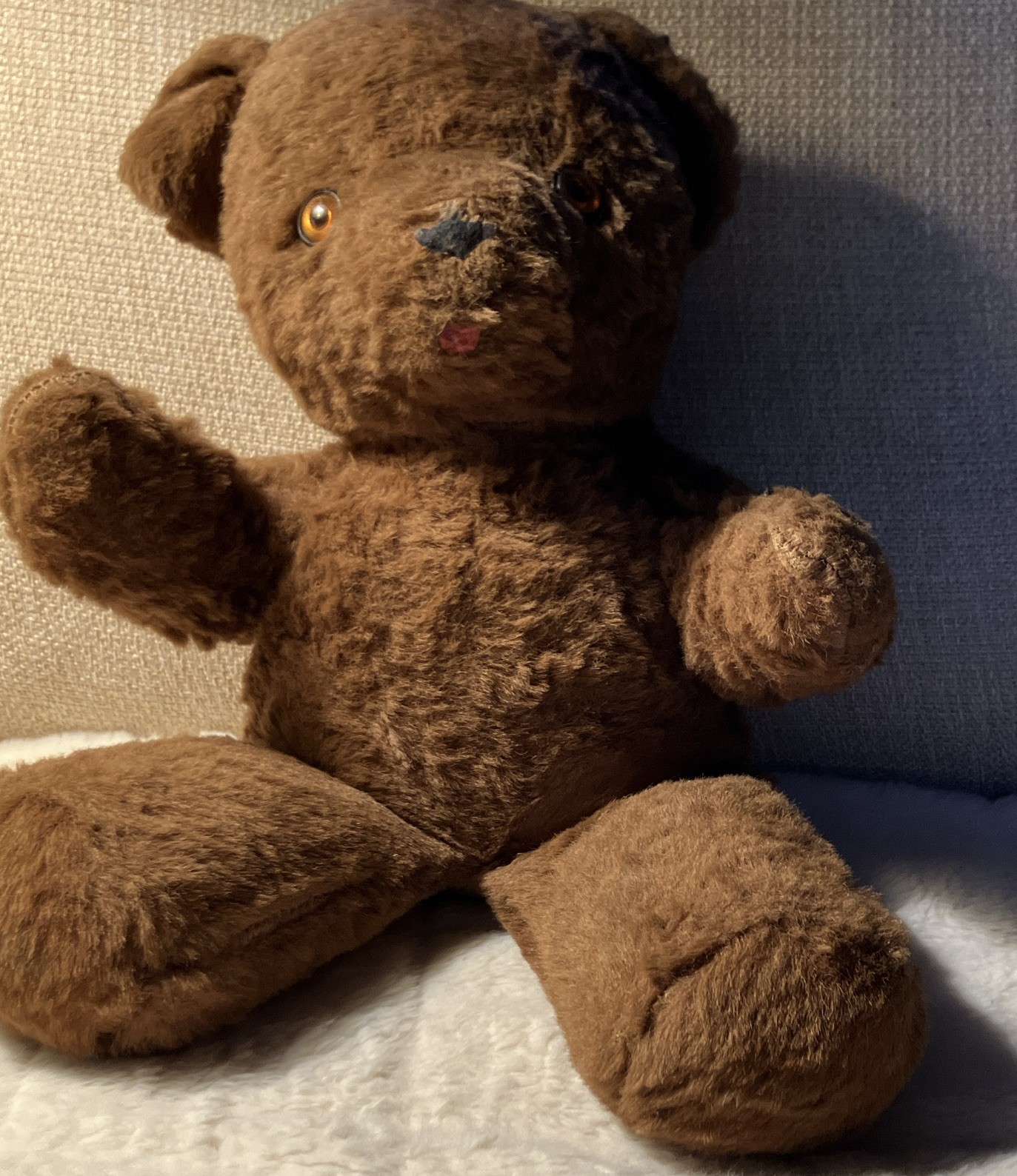 Vintage 1950s Teddy Bear Straw Stuffed Amber Ribbed Eyes Tongue OUT Excellent