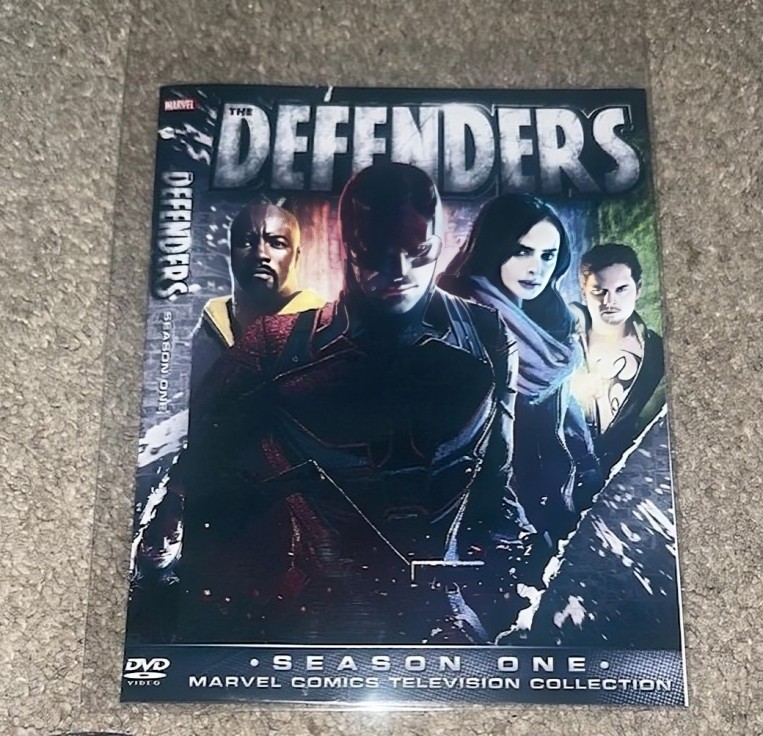MARVEL THE DEFENDERS Season 1 DVD CHARLIE COX DAREDEVIL MARVEL THE DEFENDERS Season 1 DVD CHARLIE COX DAREDEVIL