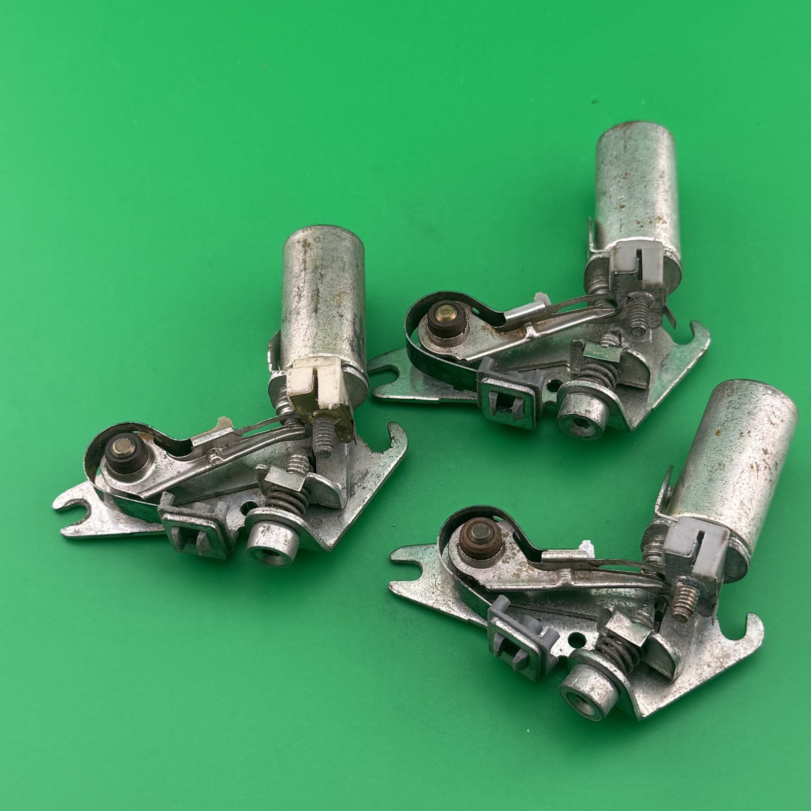 NOS OEM GM Ignition 1876600 Ignition Points + Condenser D-1007 Lot of 3 NOS OEM GM Ignition 1876600 Ignition Points + Condenser D-1007 Lot of 3