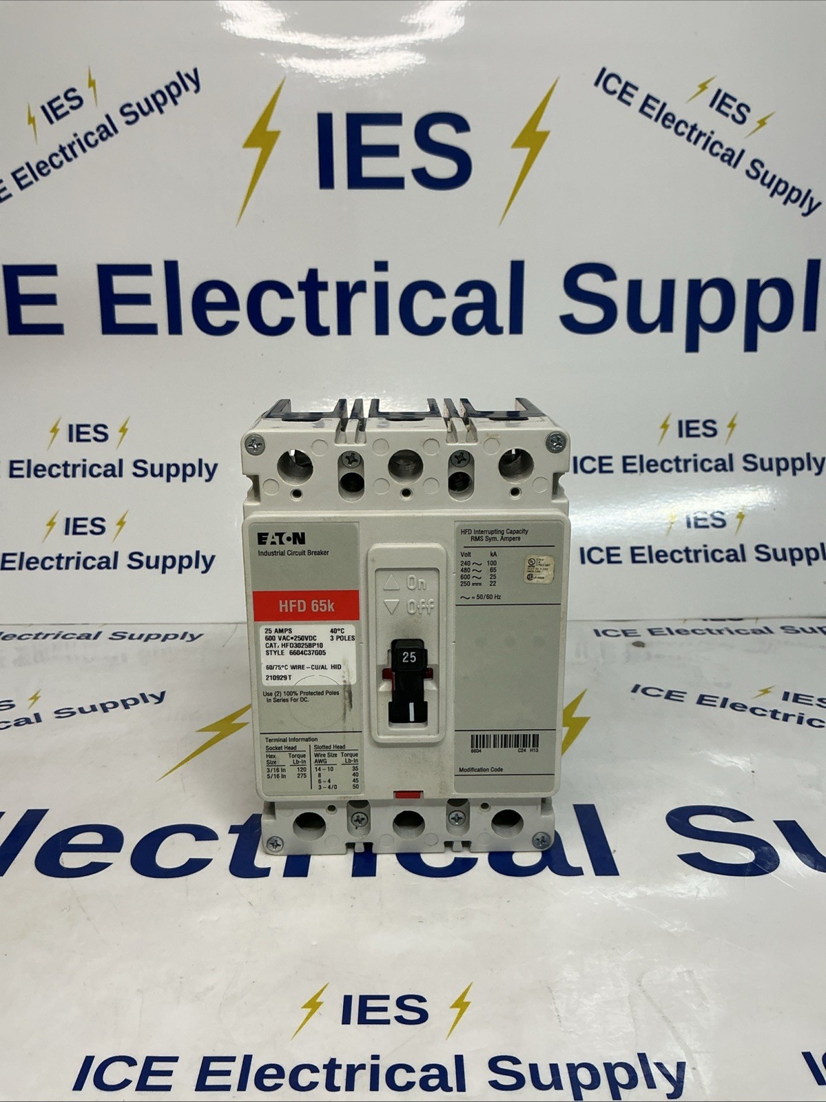 EATON CAT: No. HFD3025BP10 25 A 3 P Circuit Breaker EATON CAT: No. HFD3025BP10 25 A 3 P Circuit Breaker