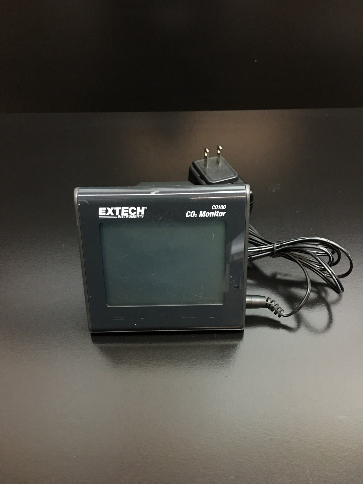 EXTECH CO100 | CO2 Air Quality Carbon Dioxide Monitor with WARRANTY EXTECH CO100 | CO2 Air Quality Carbon Dioxide Monitor with WARRANTY