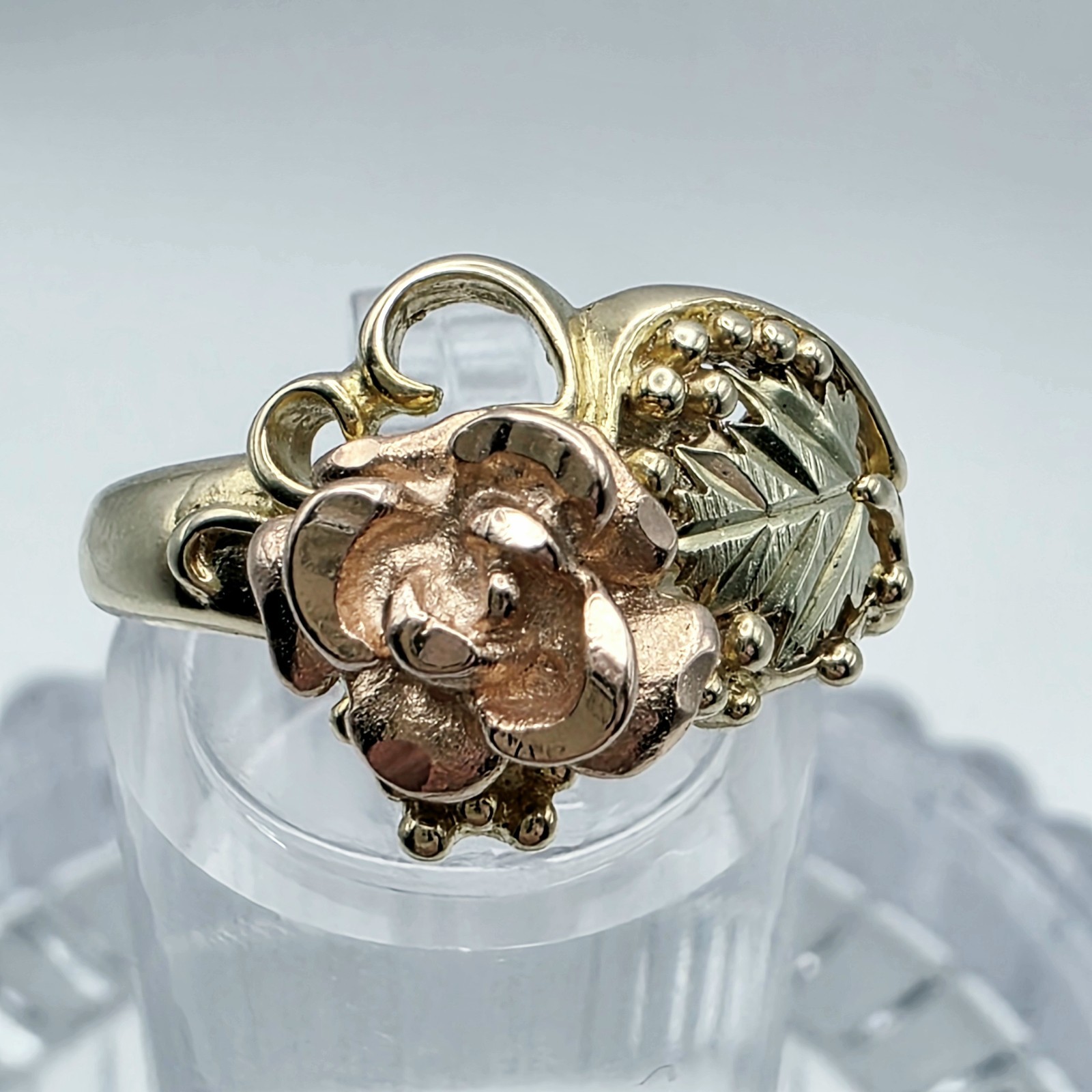 VINTAGE Authentic C.CO Black Hills Gold 10k/12k Yellow Rose Green Gold. Size 7 VINTAGE Authentic C.CO Black Hills Gold 10k/12k Yellow Rose Green Gold. Size 7