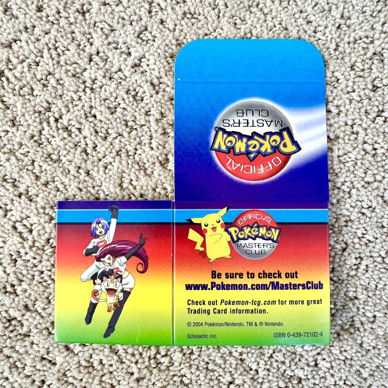 Crispy New Pokemon Master’s Club Card Box Very Rare 2004 Never Assembled Vtg Crispy New Pokemon Master’s Club Card Box Very Rare 2004 Never Assembled Vtg