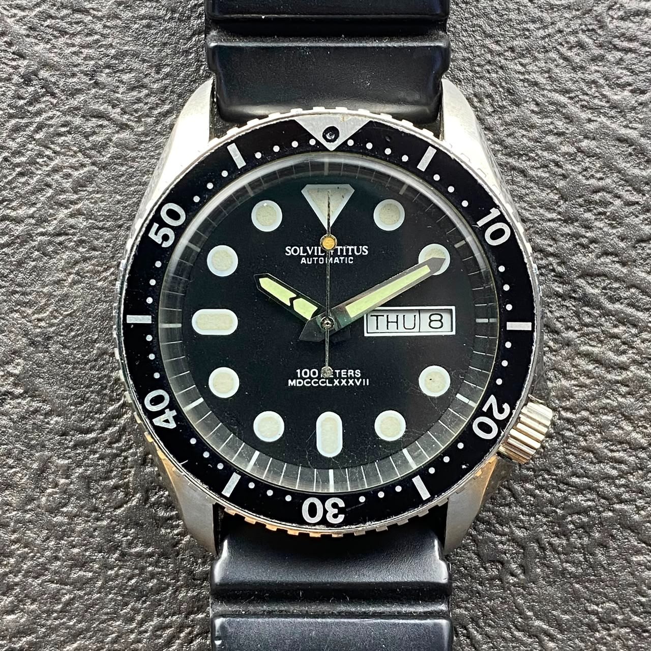 Rare SOLVIL ET TITUS Diver Automatic Day Date Black Dial Watch Vintage Swiss