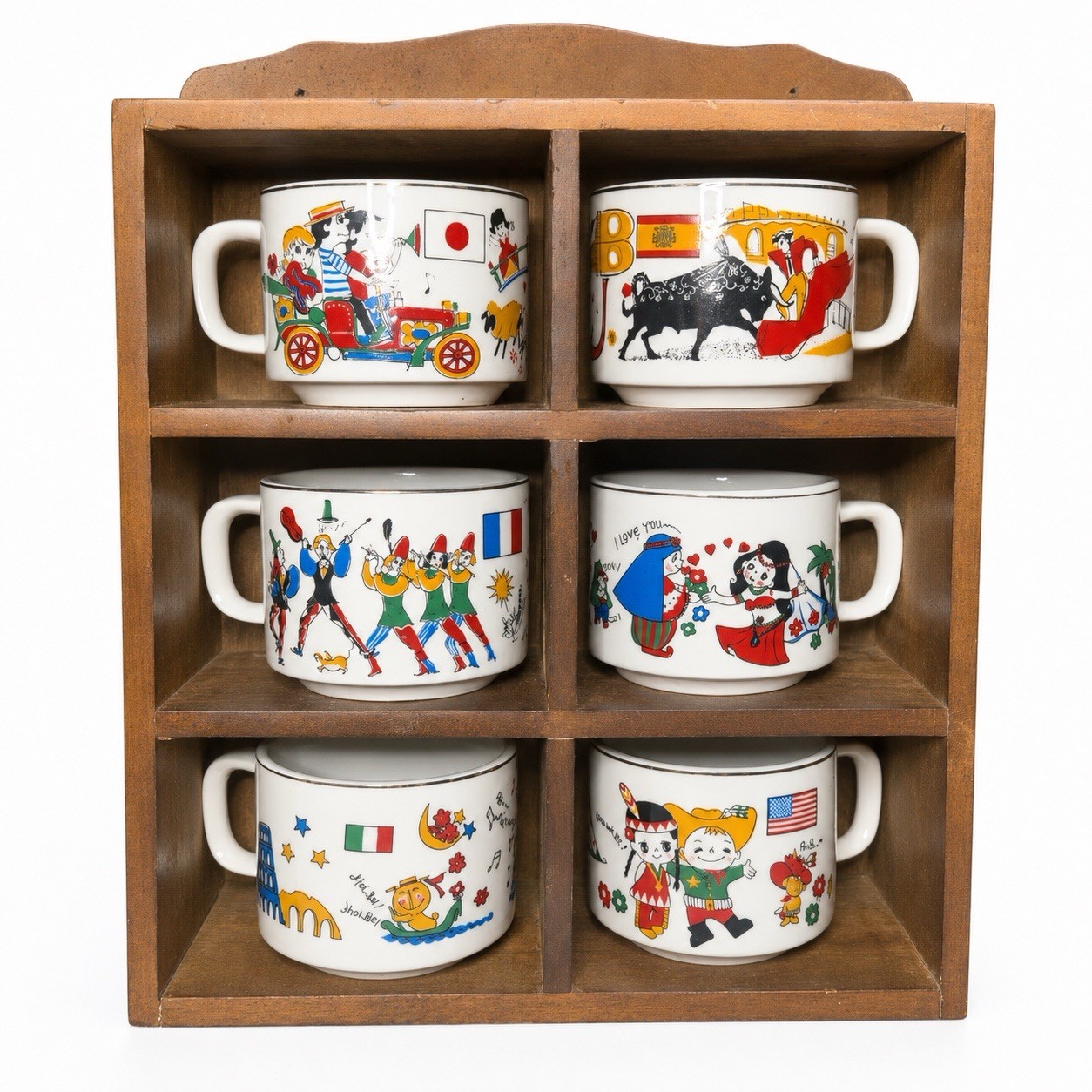 Vintage Hellerware Around The World Mug Set Walnut Rack Porcelain Gold Rim NOS 