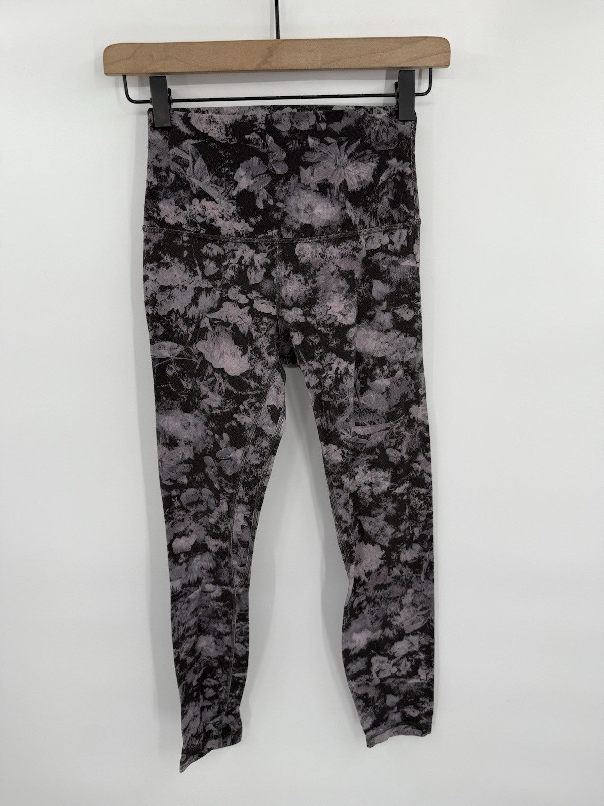 Lululemon Women\'s Size 4 Align Nulu Pant II 25\