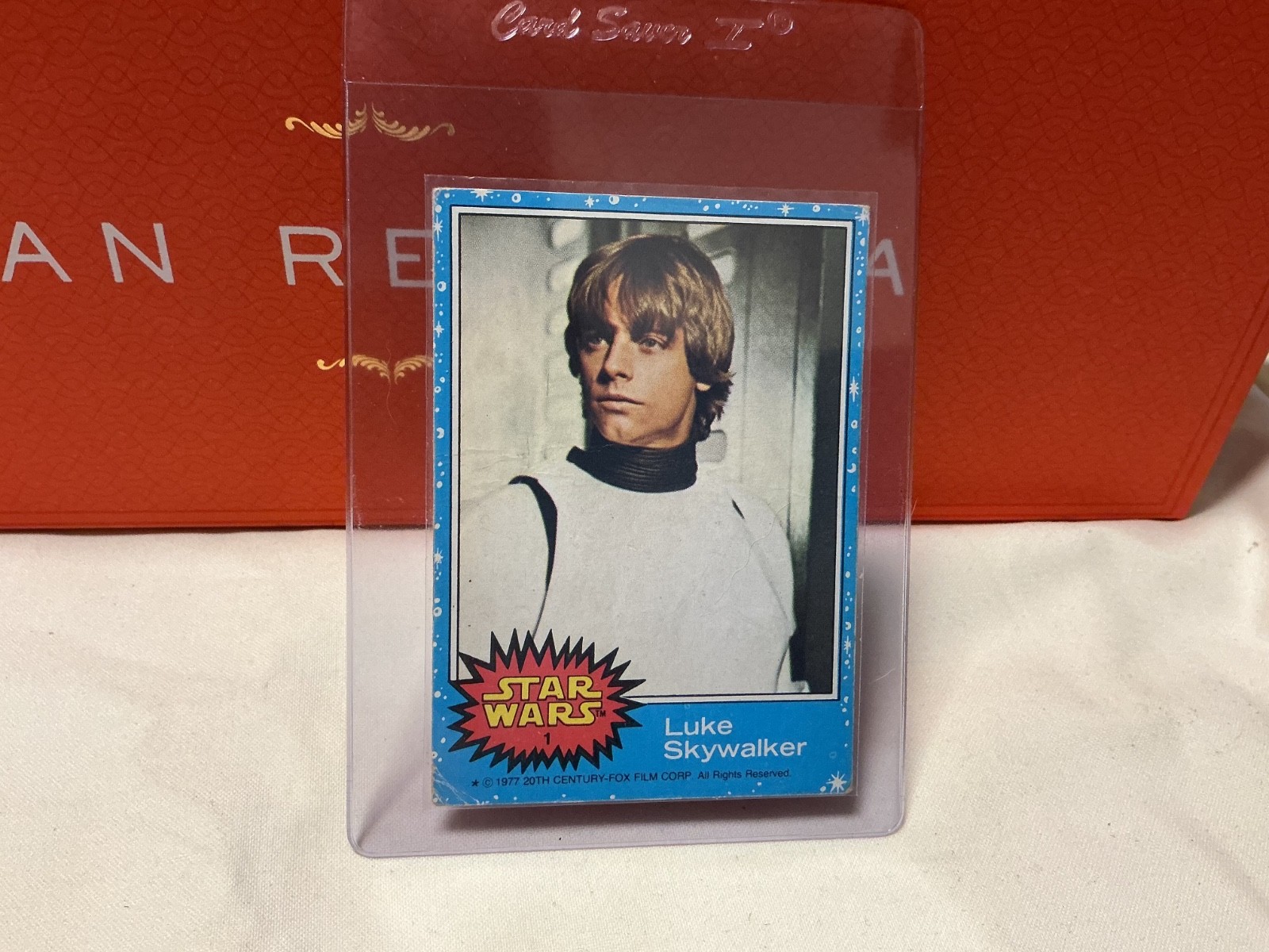 RARE 1977 Star Wars Scanlens #1 Luke Skywalker Iconic card