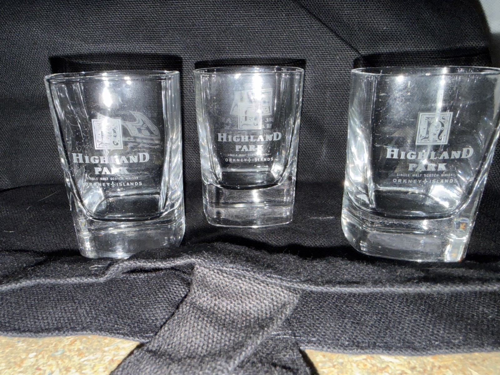 Highland park branded whisky glasses vintage edition by Luigi Bormioli Highland park branded whisky glasses vintage edition by Luigi Bormioli