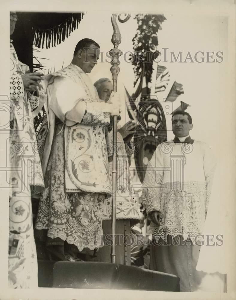 1926 Press Photo Papal Delegate Bonzano at Eucharistic Congress in Mundelein