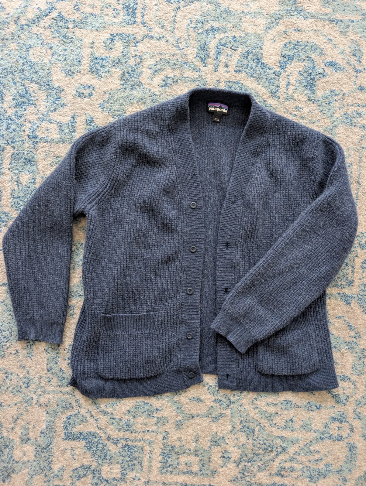 Patagonia Recycled Cashmere Cardigan Sweater Men’s Large Blue Wool Button Front Patagonia Recycled Cashmere Cardigan Sweater Men’s Large Blue Wool Button Front