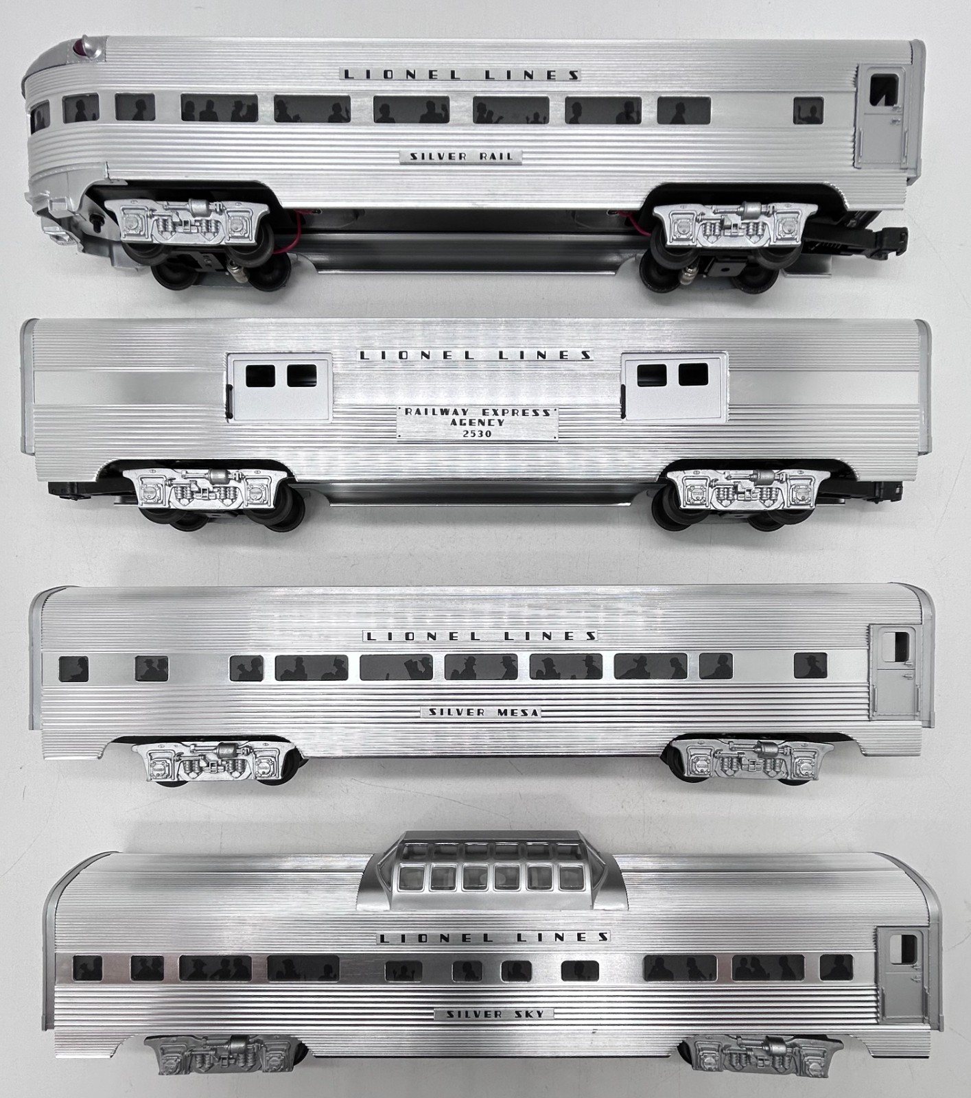 Lionel 6-19160-63 Aluminum Passenger 4-Car Set O Gauge Lighted C7 Box