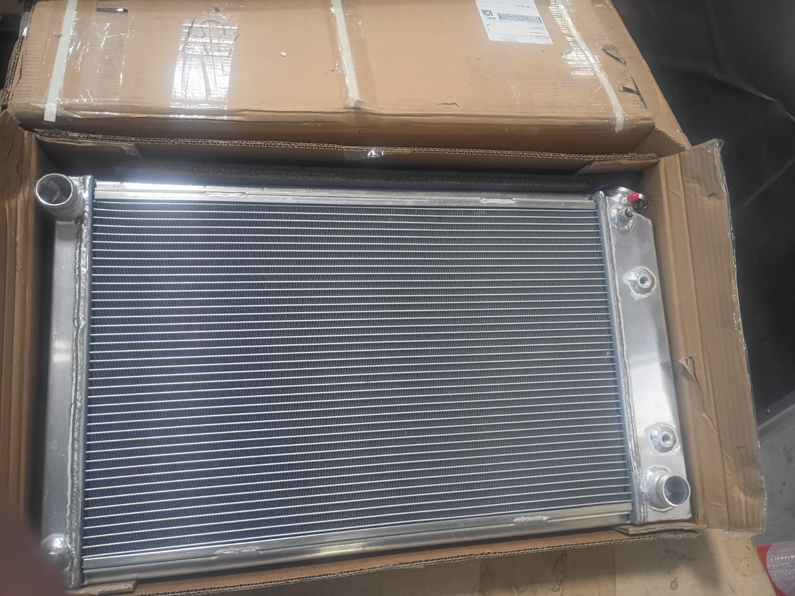 #162 Returned Radiator 1980-1985 Chevy Impala C10 C20 K10 K20/ Camaro 1970-1980