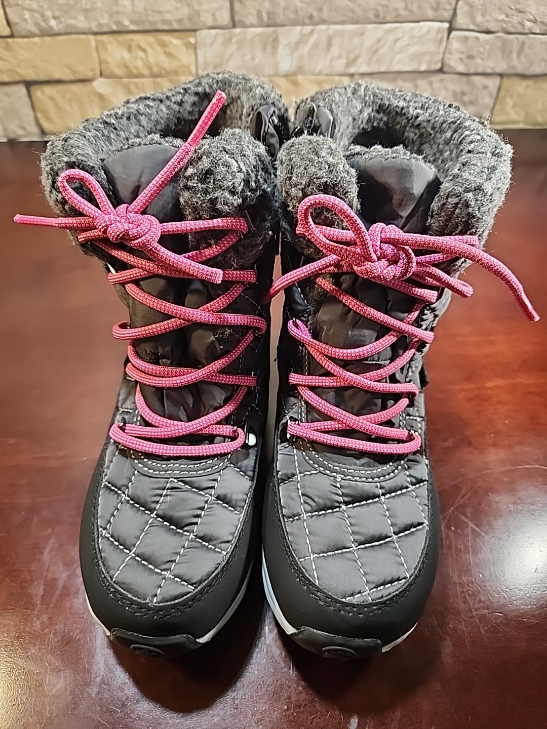 Kamik DriDefense Kids Size 1 Waterproof Winter Snow Boots Grey Pink Quilted