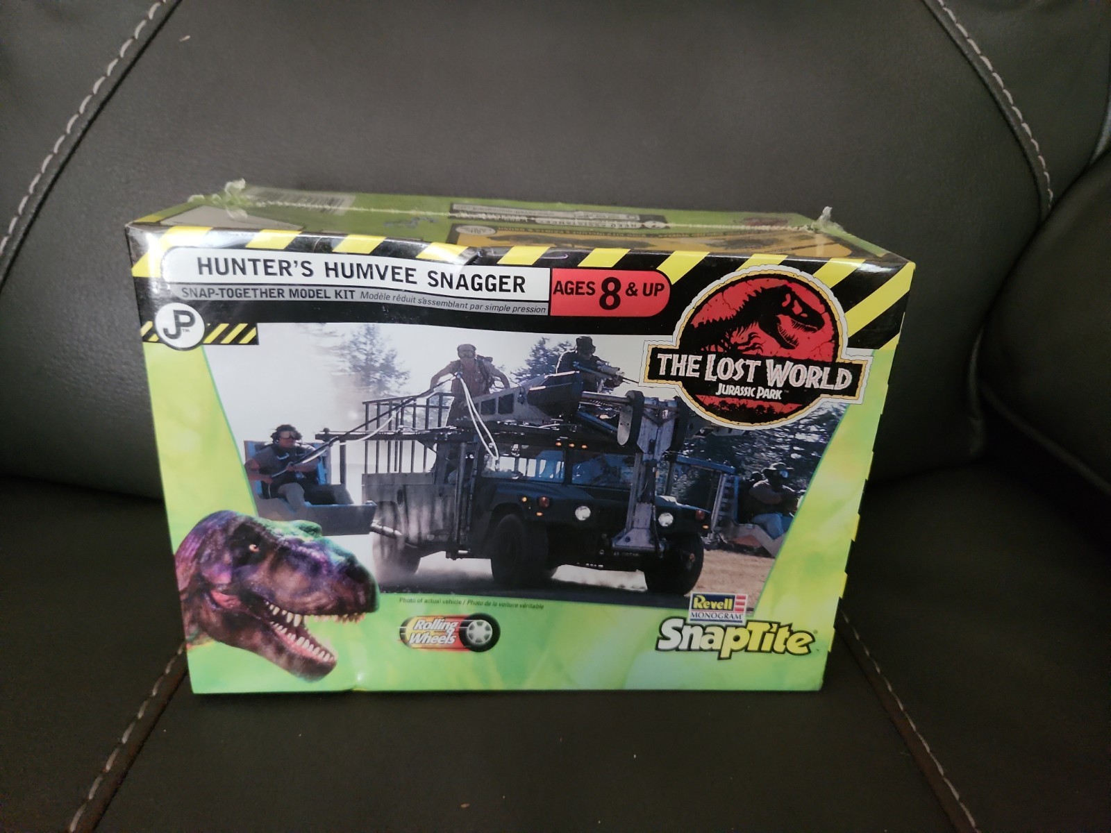 Revell SnapTite 85-3620 JURASSIC PARK THE LOST WORLD Hunter Humvee Snagger 1:25