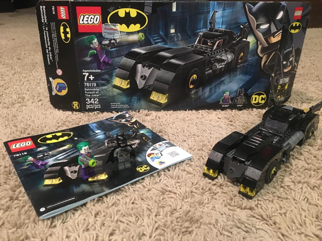 LEGO Super Heroes: Batmobile: Pursuit of The Joker (76119) LEGO Super Heroes: Batmobile: Pursuit of The Joker (76119)