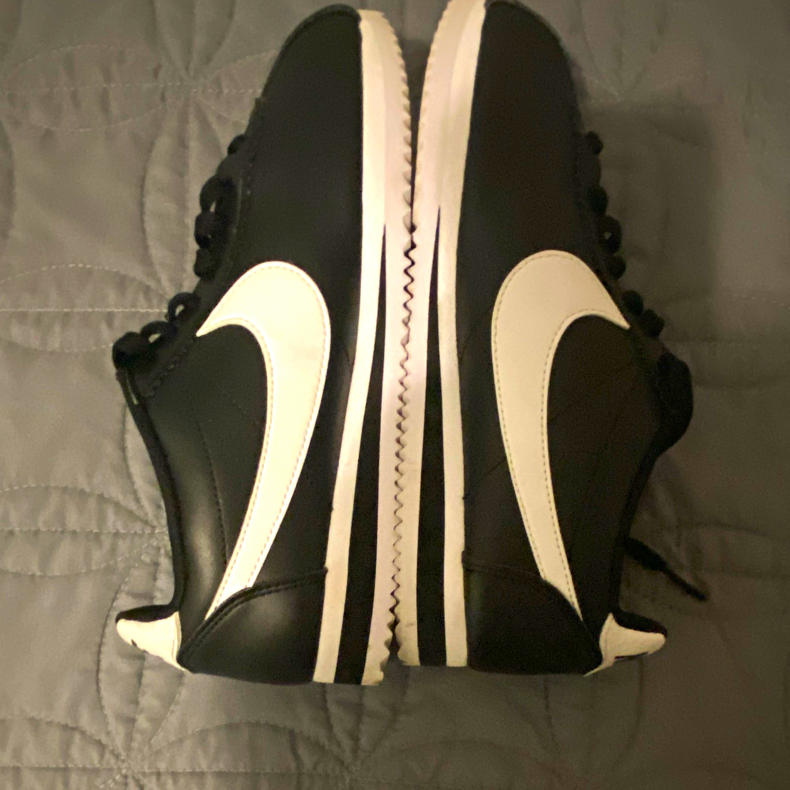Nike Cortez Men\'s Black/White Leather Low Top Lace-Up Athletic Sneakers Nike Cortez Men\'s Black/White Leather Low Top Lace-Up Athletic Sneakers