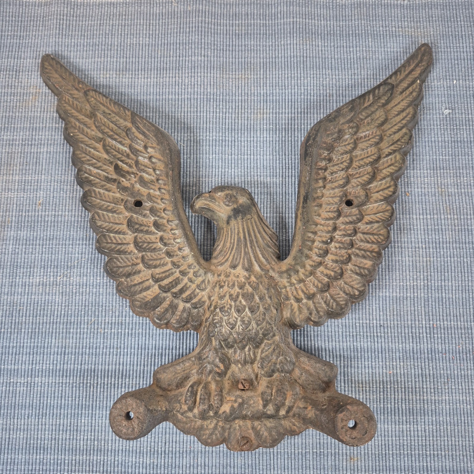 Vintage Cast Metal Bald Eagle Wall Plaque Patriotic Americana Bronze Tone Decor Vintage Cast Metal Bald Eagle Wall Plaque Patriotic Americana Bronze Tone Decor