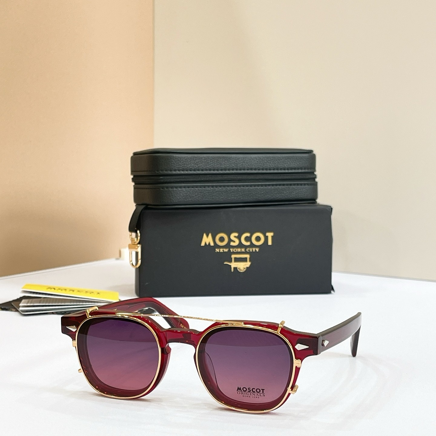 MOSCOT DOLT Sunglasses Designer Eyewear 46-23-145 Clip-On Style MOSCOT DOLT Sunglasses Designer Eyewear 46-23-145 Clip-On Style