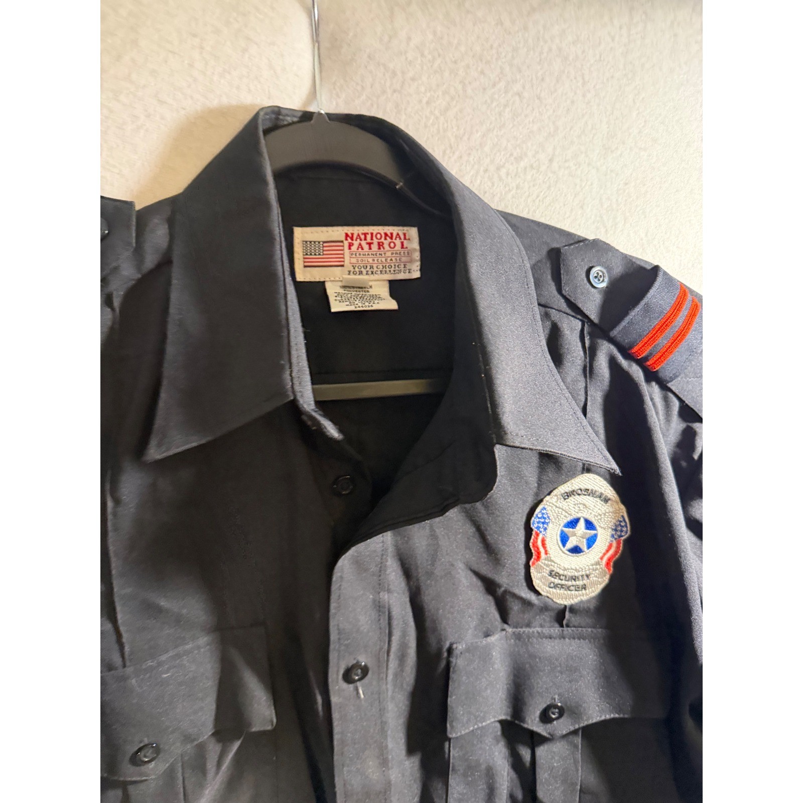 National Patrol Brosnan Security Uniform Shirt Black Short Sleeve 16-16.5 M National Patrol Brosnan Security Uniform Shirt Black Short Sleeve 16-16.5 M