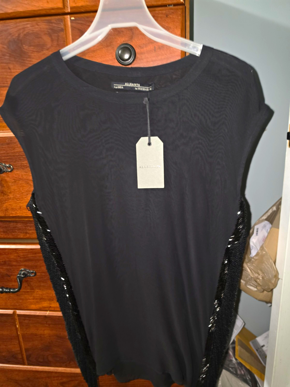 ALLSAINTS Jet Black Sleeveless Beaded Side Panel Top Women’s Size 4 WM147F ALLSAINTS Jet Black Sleeveless Beaded Side Panel Top Women’s Size 4 WM147F
