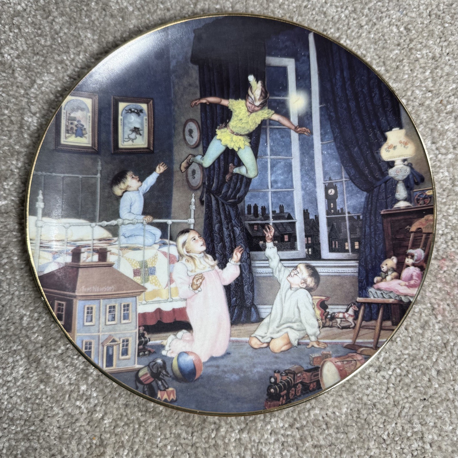 LOOK AT ME Plate The Adventures of Peter Pan Tom Newsom RARE Very Hard to Find