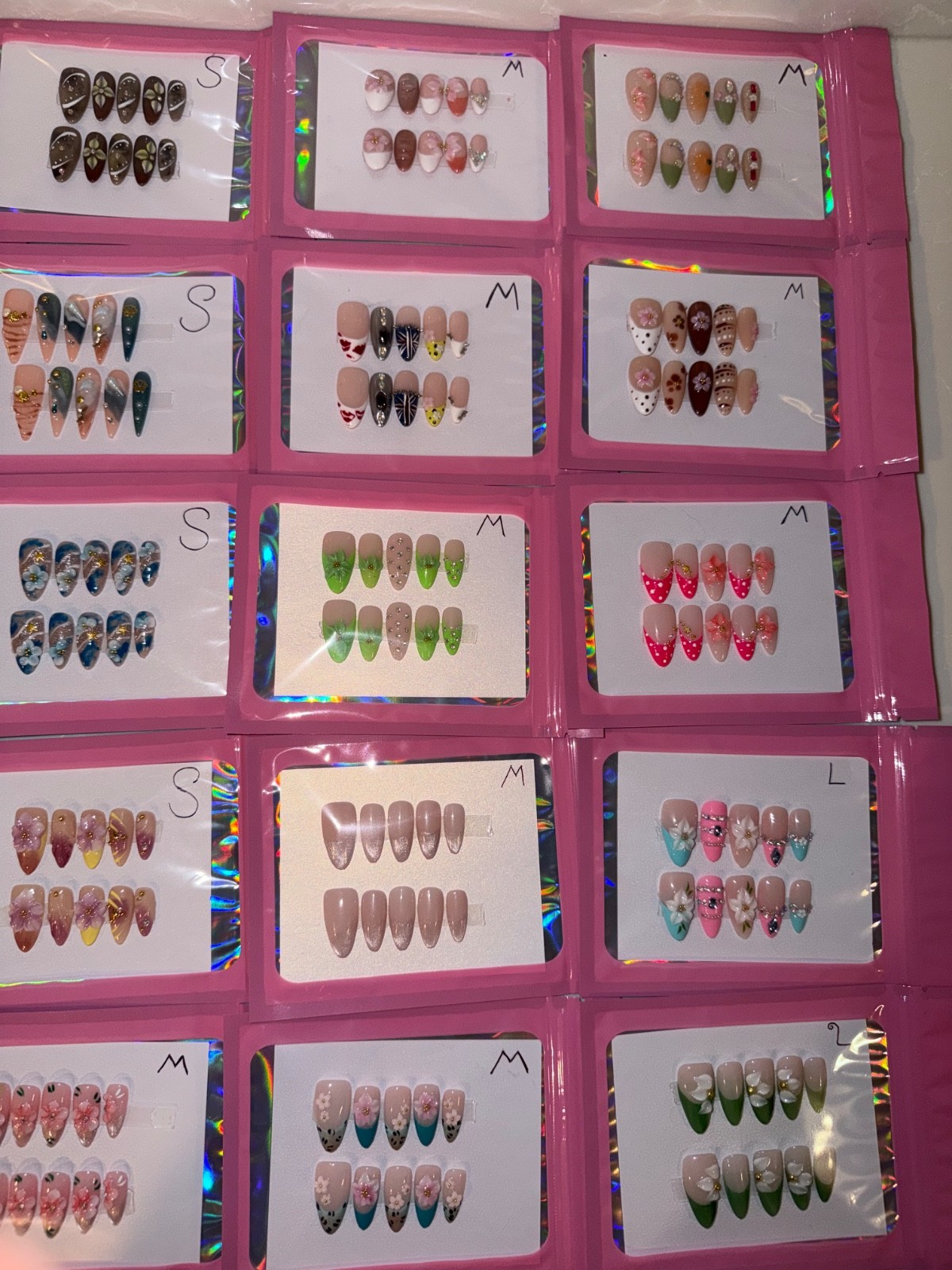 💅✨ HANDMADE PRESS-ON NAILS ✨💅 💅✨ HANDMADE PRESS-ON NAILS ✨💅