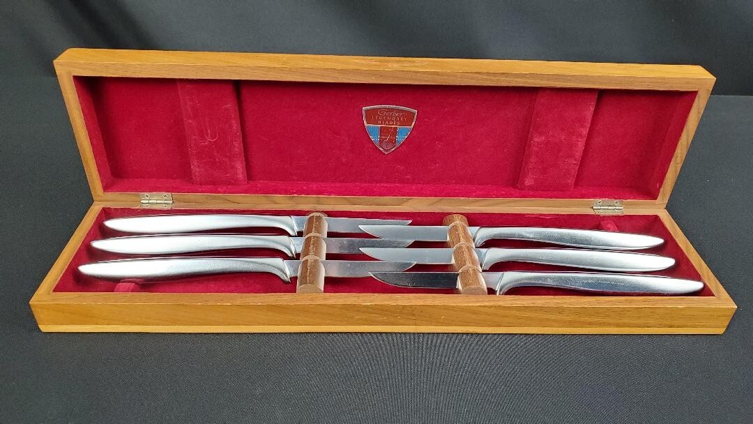 6 GERBER LEGENDARY BLADES STEAK KNIVES 3\ 6 GERBER LEGENDARY BLADES STEAK KNIVES 3\