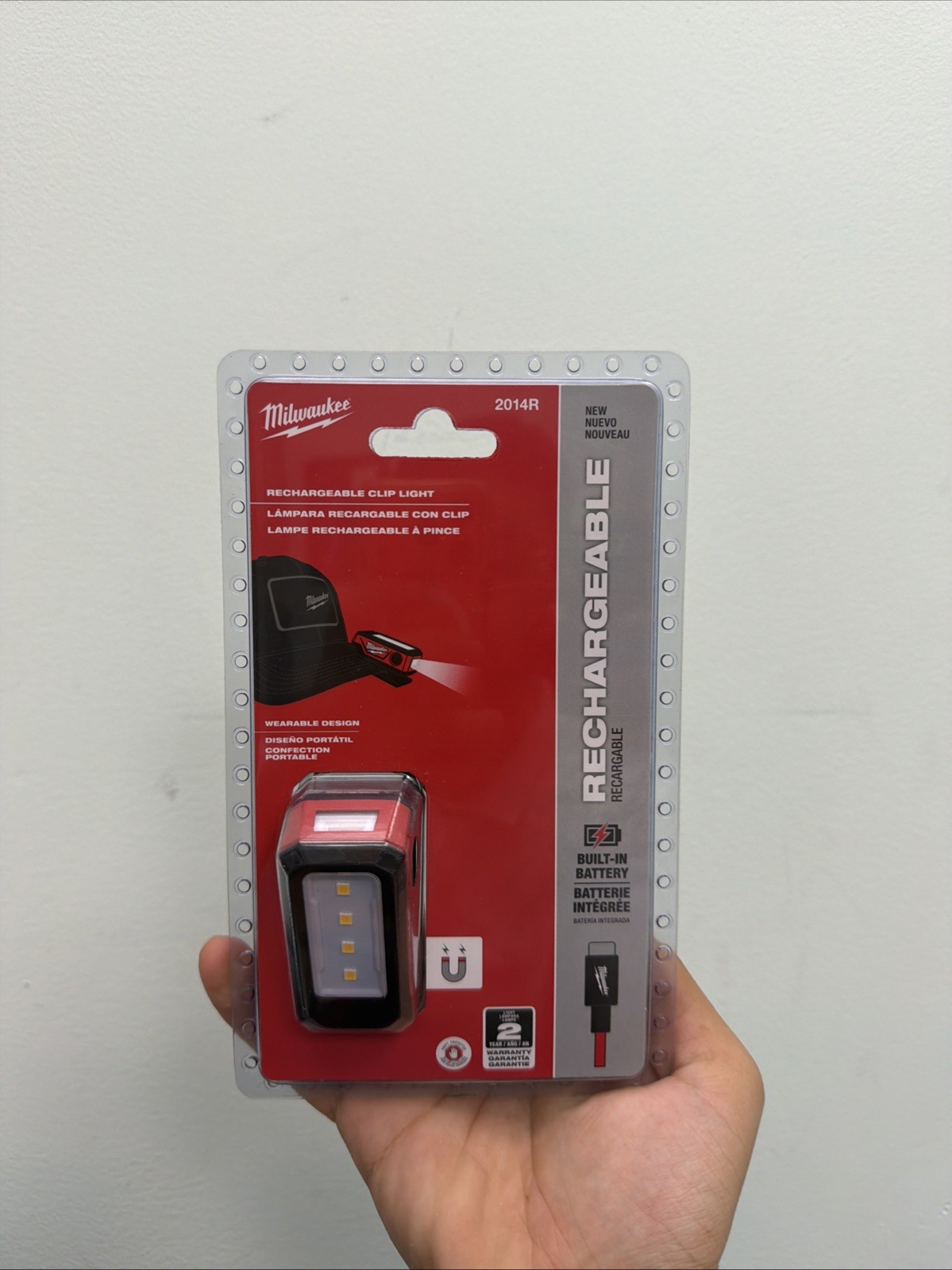 NEW Milwaukee Rechargeable Clip Light - 2014R Li-ion Battery (Cord Included) NEW Milwaukee Rechargeable Clip Light - 2014R Li-ion Battery (Cord Included)