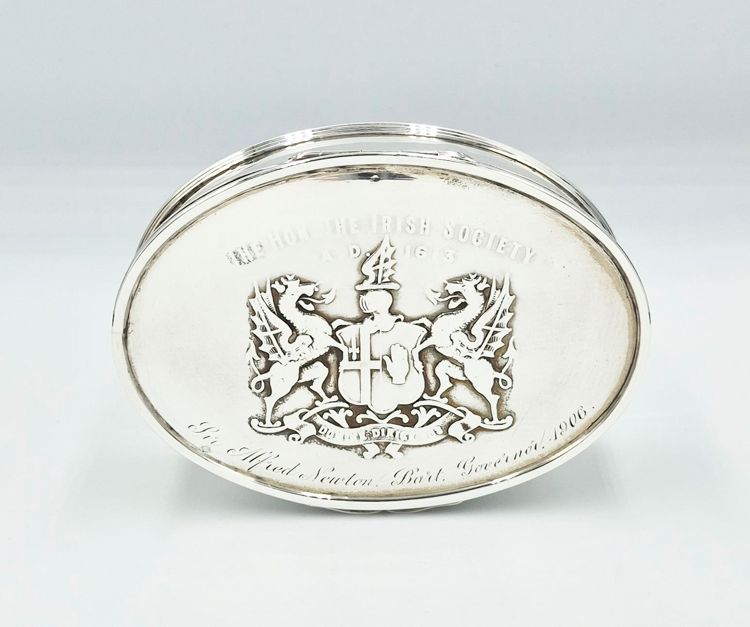 SIR ALFRED NEWTON, BART STERLING SILVER BOX Chester 1905 HONOURABLE IRISH SOC.